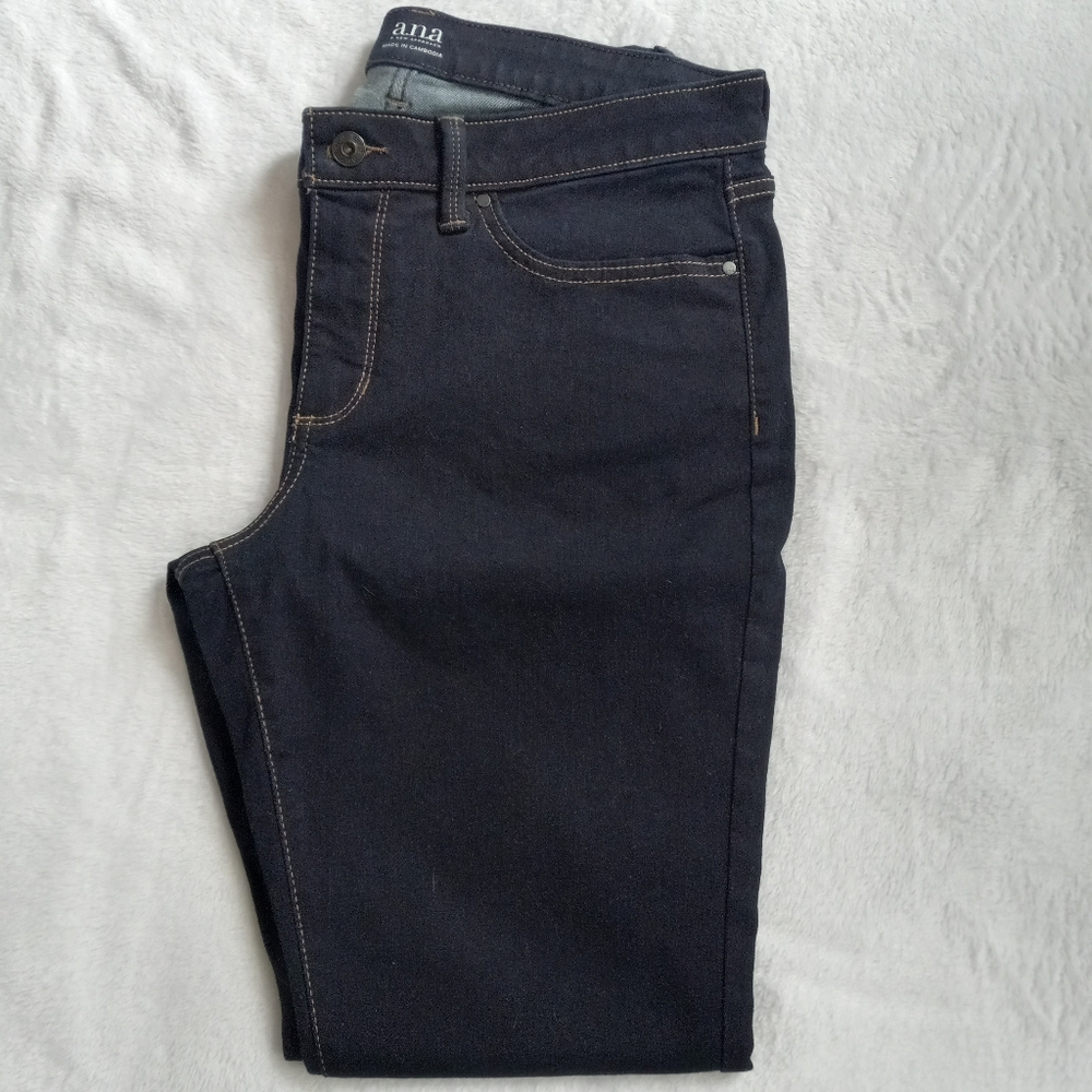 Jeans a.n.a size 10 skinny perfect condition very dark blue